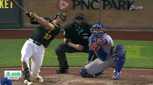 Ian Happ Homers for Cubs Against Pirates