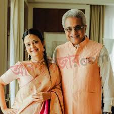 বার্লিনের প্রাসাদে বিয়ে সারলেন মহুয়া মৈত্র, পুরীর প্রাক্তন সাংসদ পিনাকী মিশ্রের সঙ্গে নতুন জীবন শুরু কৃষ্ণনগরের তৃণমূল সাংসদের