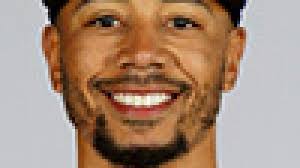 Mookie Betts collects three hits, homers in win