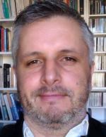 Roger Gilabert. És professor i investigador al departament de Filologia Anglesa i Alemanya de la Universitat de Barcelona, on és membre del Grup de Recerca ... - bio_gilabert