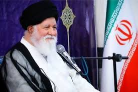 علم الهدی: دشمن می‌خواهد بی‌بندوباری را عادی جلوه دهد/ باید در برابر توطئه ها هوشیار باشیم