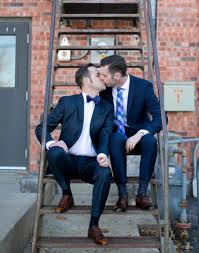 Résultat de recherche d'images pour "brown shoes blue tux"