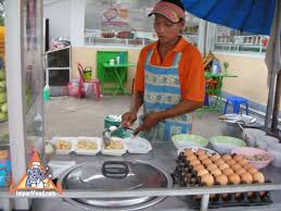 Crab Fried Rice, &#39;Khao Pad Bu&#39; - Crab fried rice street vendor in Crab fried rice street vendor in Bangkok ... - DSCN7815
