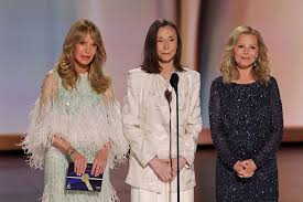 'Charlie's Angels' Stars Reunite at Emmys and Honor Farrah Fawcett