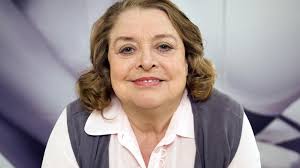 Lynda Baron! It would be enough to have her appear, but to let her seed that whole Doctor and Craig as partner/companion conversation/confusion is lovely. - dw-6-12-lynda-baron