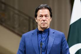 عمران خان، از قهرمانی در جام جهانی تا نخست‌وزیری پاکستان + عکس
