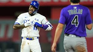 ¡Pérez y Witt Explosivos! Royals Dominan a los Rangers 6-1 en Texas - Imagen ilustrativa del artículo