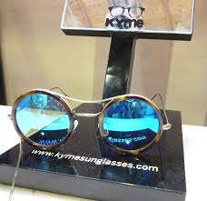 Resultado de imagem para tendencia de cintos inverno 2016