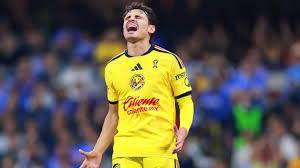 Raphael Veiga será baja por una lesión; intervenido en Brasil