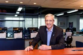 Presidente do Banestes anuncia mudanças em diretoria: o impacto no mercado publicitário