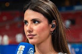 Outro Canal: TNT Sports tira Victória Leite da CazéTV para ser correspondente na Inglaterra