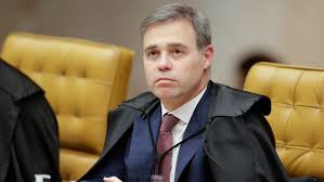 Reviravolta no Caso do Golpe? Mendonça Assume Relatoria! - Imagen principal del artículo