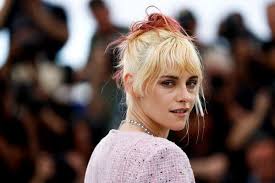 Kristen Stewart Debuts Bold Pink Hair Transformation at Cannes Film Festival