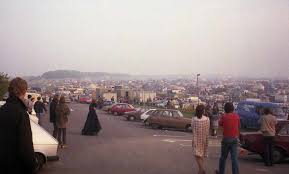 Résultat de recherche d'images pour "stonehenge celebration"