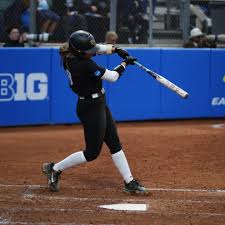 Softball Falls to No. 8 UCLA in Game 1 of NCAA Super Regional