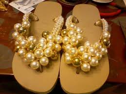 Resultado de imagem para havaianas com perola
