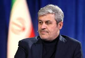 انتقاد تند غلام‌رضا تاج‌گردون نماینده گچساران و باشت به سریال سووشون: عذرخواهی رسمی و اصلاح فوری لازم است! شأن قوم لر را خدشه‌دار کرده است این سریال وحدت ملی را تهدید می‌کند