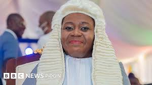 CJ Torkornoo: I No Go Resign! Suspended Chief Justice Talks 'Unfair Hearing' - Imagen ilustrativa del artículo