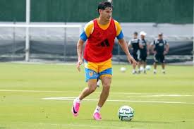 Tiene Mauro Lainez su primer entrenamiento con Tigres
