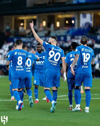 طاقم من الجبل الأسود للقاء الهلال والحزم.. حكام مباريات اليوم في دوري روشن