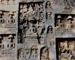 Image of Kalugumalai Jain caves