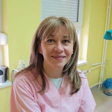 Dr Snezana MIJAILOVIC. 24 ans d&#39;expérience dans la pratique dentaire dont 10 ans en chirurgie maxillo-faciale. - 3done1
