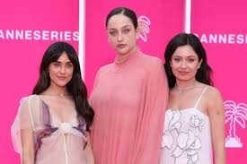 Anna Castillo, Macarena García o Laura Weissmahr deslumbran en el Festival de Series de Cannes
