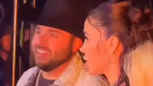 Gerardo Ortiz aclara si invitó a Emma Coronel al Bélico Fest