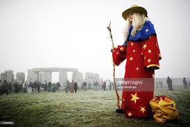 Résultat de recherche d'images pour "stonehenge celebration"