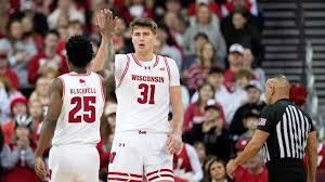 AP voters may have no choice but to consider Wisconsin for the Top 25 this week