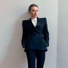 Mia Threapleton: From Kate Winslet's Daughter to Wes Anderson's Rising Star