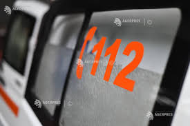 ISUBIF: Bărbatul aflat în mașina lovită de tren a fost transportat la spital, inconștient