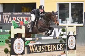 Johannes Hülsmann gewinnt die Warsteiner Reitsport-Förderung ... - Frie%20Johannes%20H%C3%BClsmann%20Romy