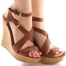 Hasil gambar untuk sandal terbaru 2015