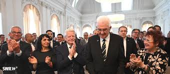 Baden-Württemberg: Kretschmann: Lange Amtszeit trotz Anstrengung eine Gnade