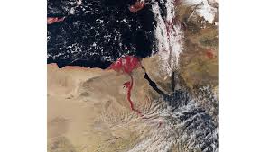 Résultat de recherche d'images pour "Red World space car"