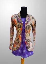 Hasil gambar untuk blazer batik wanita muslimah