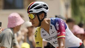 Etapa 17: Egan Bernal sube más en la general antes de la alta montaña del Tour
