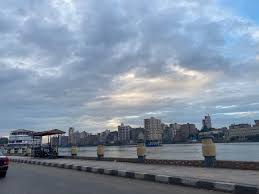 أجواء شتوية تضرب الإسكندرية اليوم.. رياح نشطة وفرص أمطار