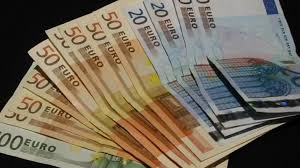 سعر اليورو الأوربي مقابل الجنيه بتعاملات اليوم الأحد في مصر