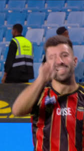 Al Riyadh vs Al Ittihad: Tres Goles que Marcan el Fin de la Dominancia de los Líderes