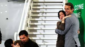 Résultat de recherche d'images pour "Euna Lee and Laura Ling"