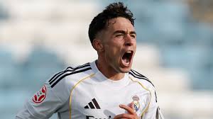 ¿Quién es David Jiménez y cómo juega? Uno de los capitanes del Real Madrid Castilla que debutó en el primer equipo con Xabi Alonso y es titular con Álvaro Arbeloa