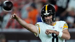 Watch Aaron Rodgers Yell at Mike McCarthy, Steelers WRs in Trending Video amid Struggles vs. Browns — Bleacher Report