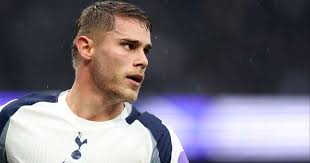 'I don't think we did enough' - Van de Ven rues Spurs slip-up