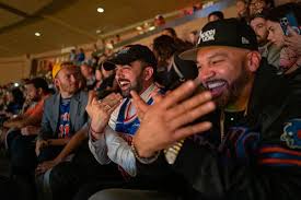 Política y Cancha: ¿El Nuevo Alcalde de NYC Conecta con el Pueblo? - Imagen principal del artículo