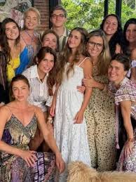 Angélica faz surpresa para o filho no aniversário de 21 anos dele