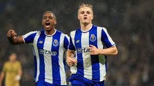 FC Porto: Froholdt em dúvida para a visita ao Casa Pia