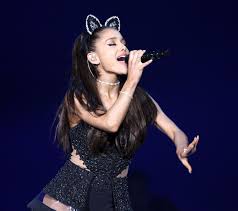 Résultat de recherche d'images pour "ariana grande cat ears"