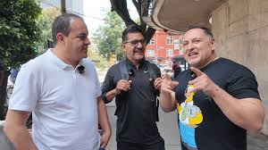 Cuauhtémoc Blanco, Isaac Terrazas y Germán Villa sorprenden a los aficionados en el Metro